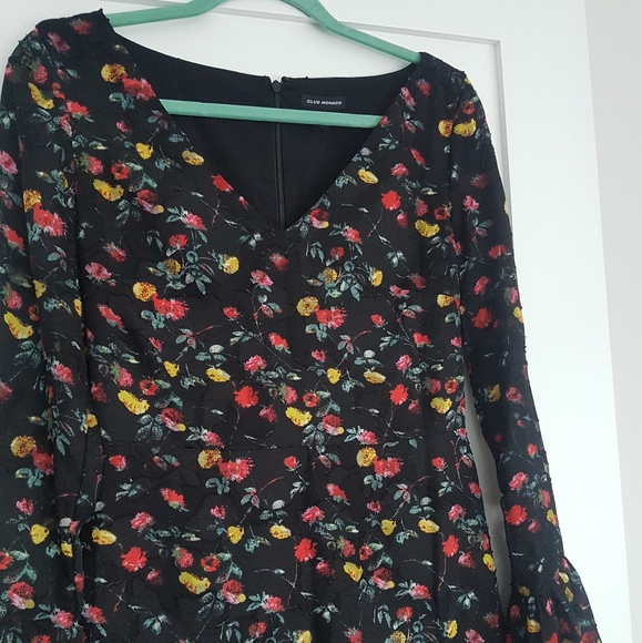 🌼 Red + yellow floral on black Club Monaco dress - Picture 3 of 7